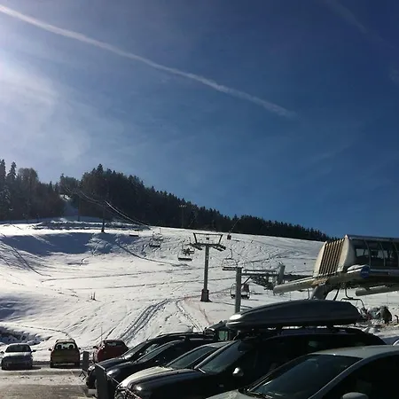 Chalet Le *